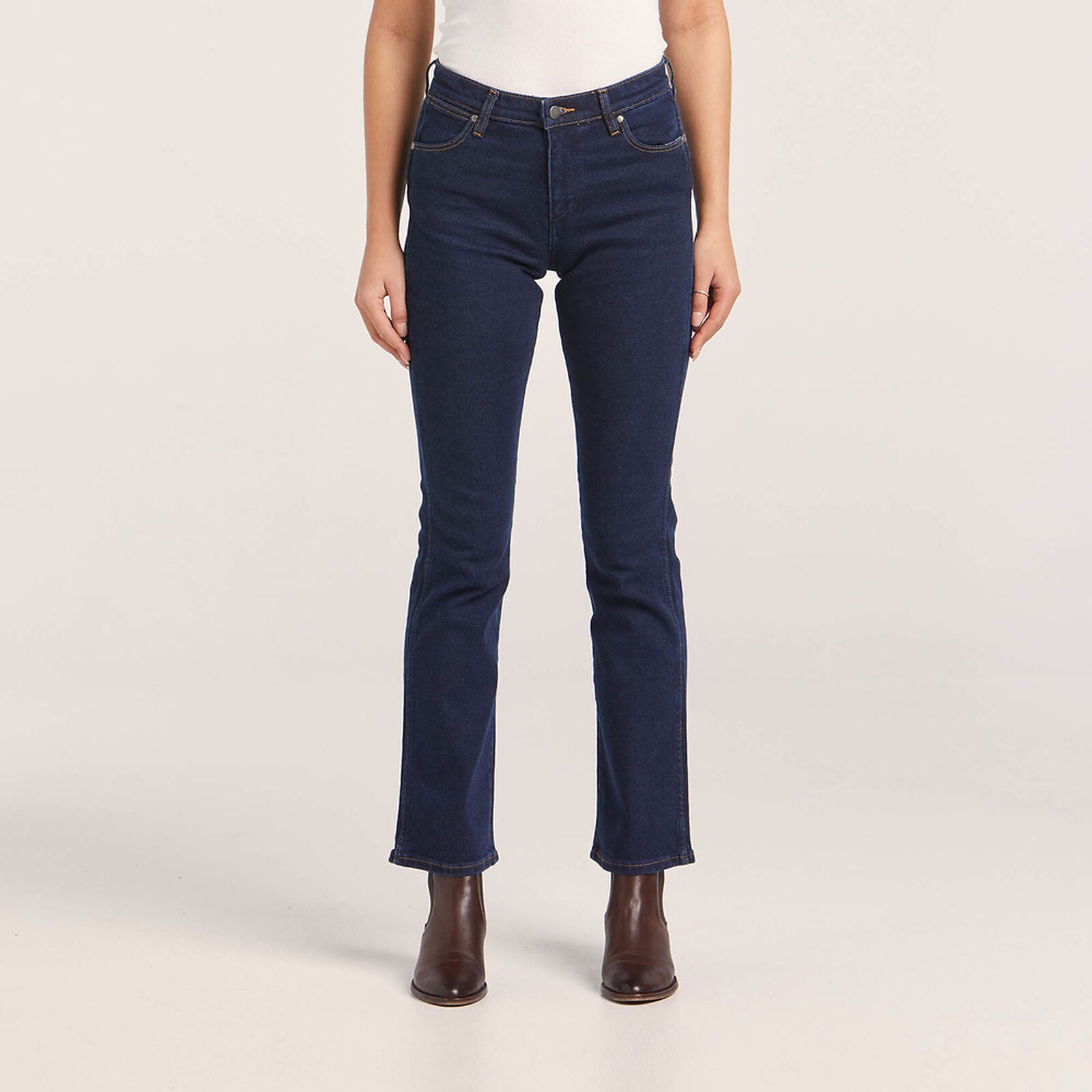 Levi's Women's Wedgie Straight Jeans - Medium Indigo $ 79.5